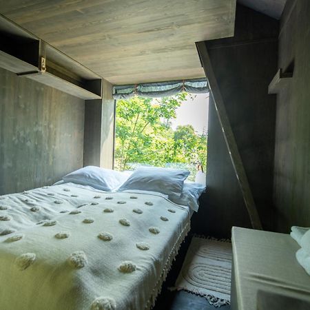 Hrad Kunzov Glamping & Spa & Restaurant プルジェロフ エクステリア 写真